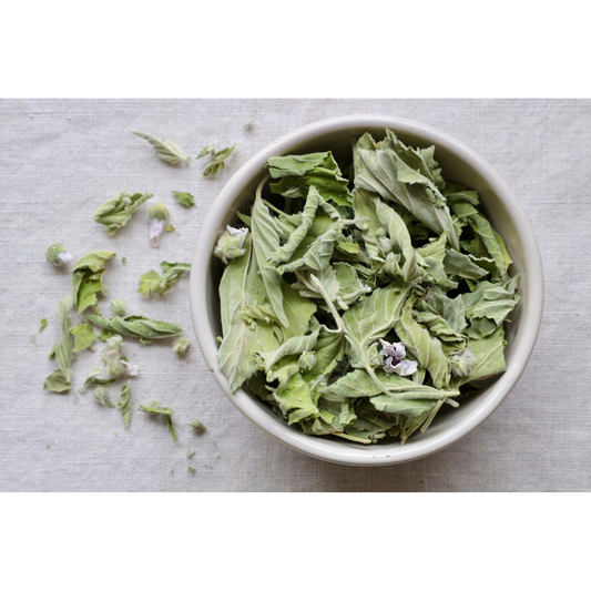 Photo of Organic marhsmallow leaves on display in bowl and on cloth